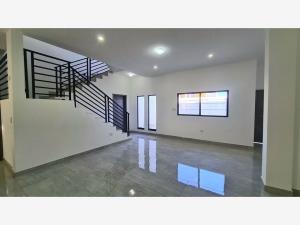 Casa en venta en Terrazas de la Presa, Tijuana — foto 3 de 16