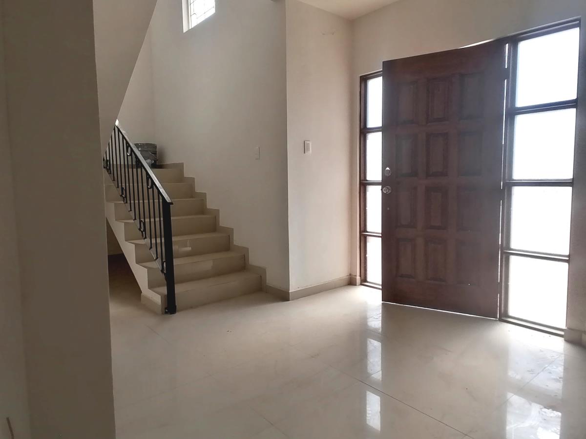 Casa en venta en Los Arrayanes, Gómez Palacio — foto 1 de 18