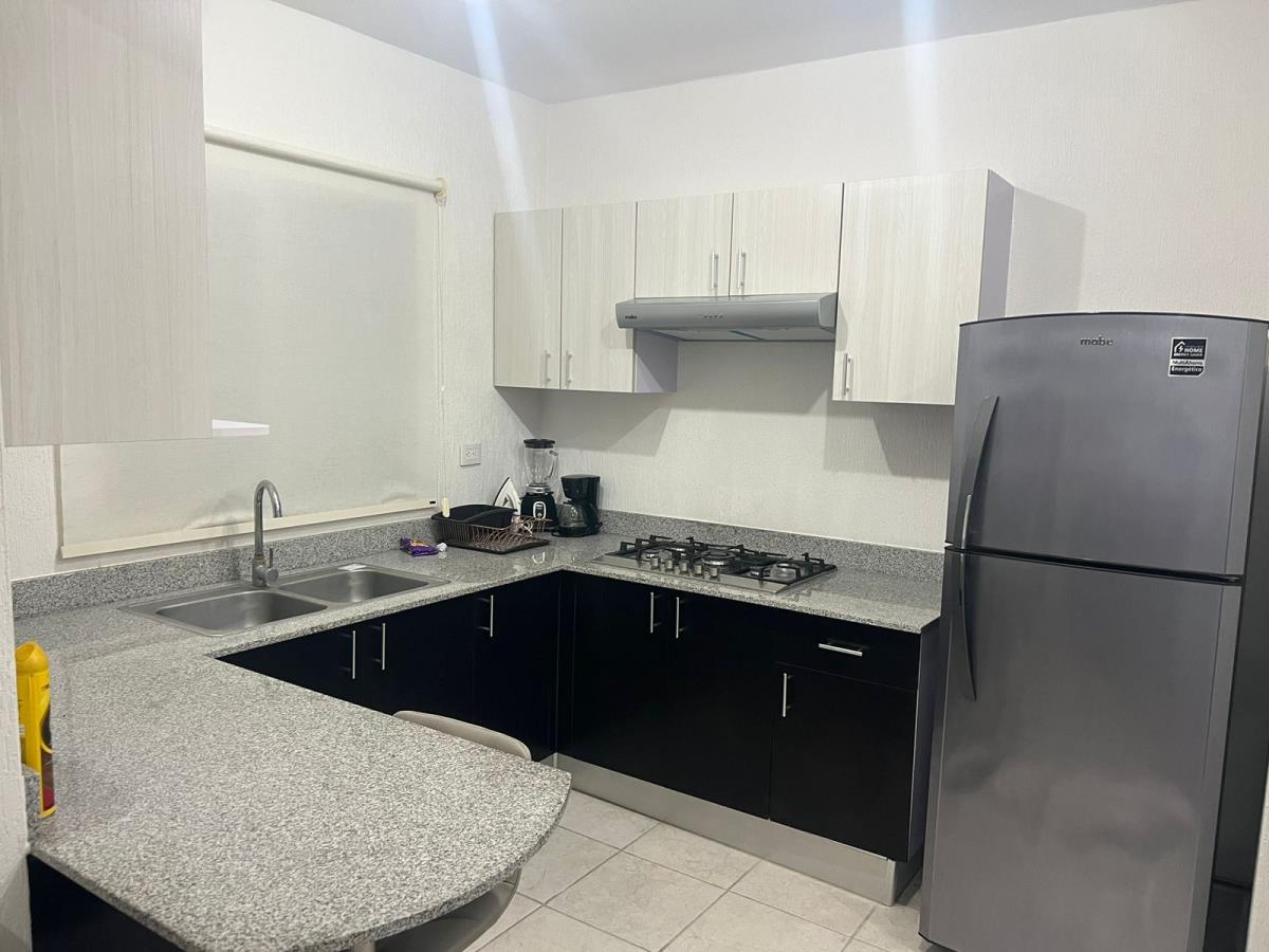 Departamento en renta en Los Olivos, Solidaridad — foto 1 de 6