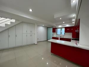 Casa en venta en Bosque Monarca, Morelia — foto 2 de 25