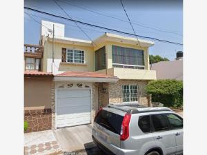Casa en venta en Valle de Santa Mónica, Tlalnepantla de Baz — foto 2 de 17