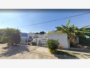 Casa en venta en Hacienda Santa Fe, Tlajomulco de Zúñiga — foto 2 de 7
