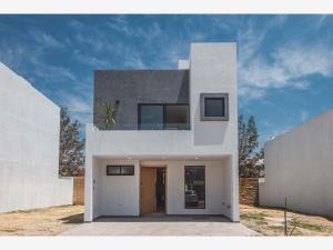 Casa en venta en Santiago Mixquitla, San Pedro Cholula — foto 2 de 47