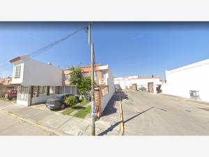 Casa en Heroes de Puebla, Puebla, Puebla