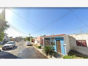 Casa en venta en Hacienda Santa Fe, Tlajomulco de Zúñiga — foto 2 de 11