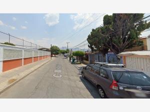 Casa en venta en Villa de las Flores 2a Sección (Unidad Coacalco), Coacalco de Berriozábal — foto 3 de 13