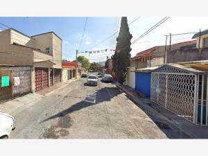 Casa en venta en Villa de las Flores 1a Sección (Unidad Coacalco), Coacalco de Berriozábal — foto 3 de 13