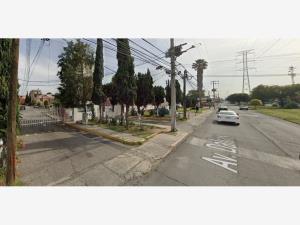 Casa en venta en Villa de las Flores 1a Sección (Unidad Coacalco), Coacalco de Berriozábal — foto 2 de 13