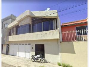 Casa en Jardines de San Manuel, Puebla, Puebla