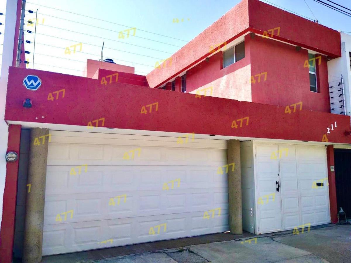 Casa en venta en Andrade, León — foto 1 de 15