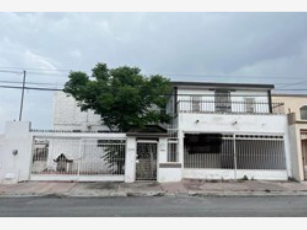 Oficina en renta en Residencial San Patricio, Saltillo — foto 1 de 10