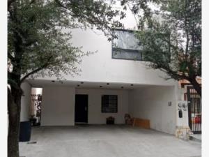 Casa en venta en San Carlos Privada Residencial, Monterrey — foto 2 de 21