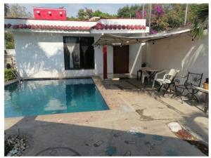 Casa en Las Fincas, Jiutepec, Morelos