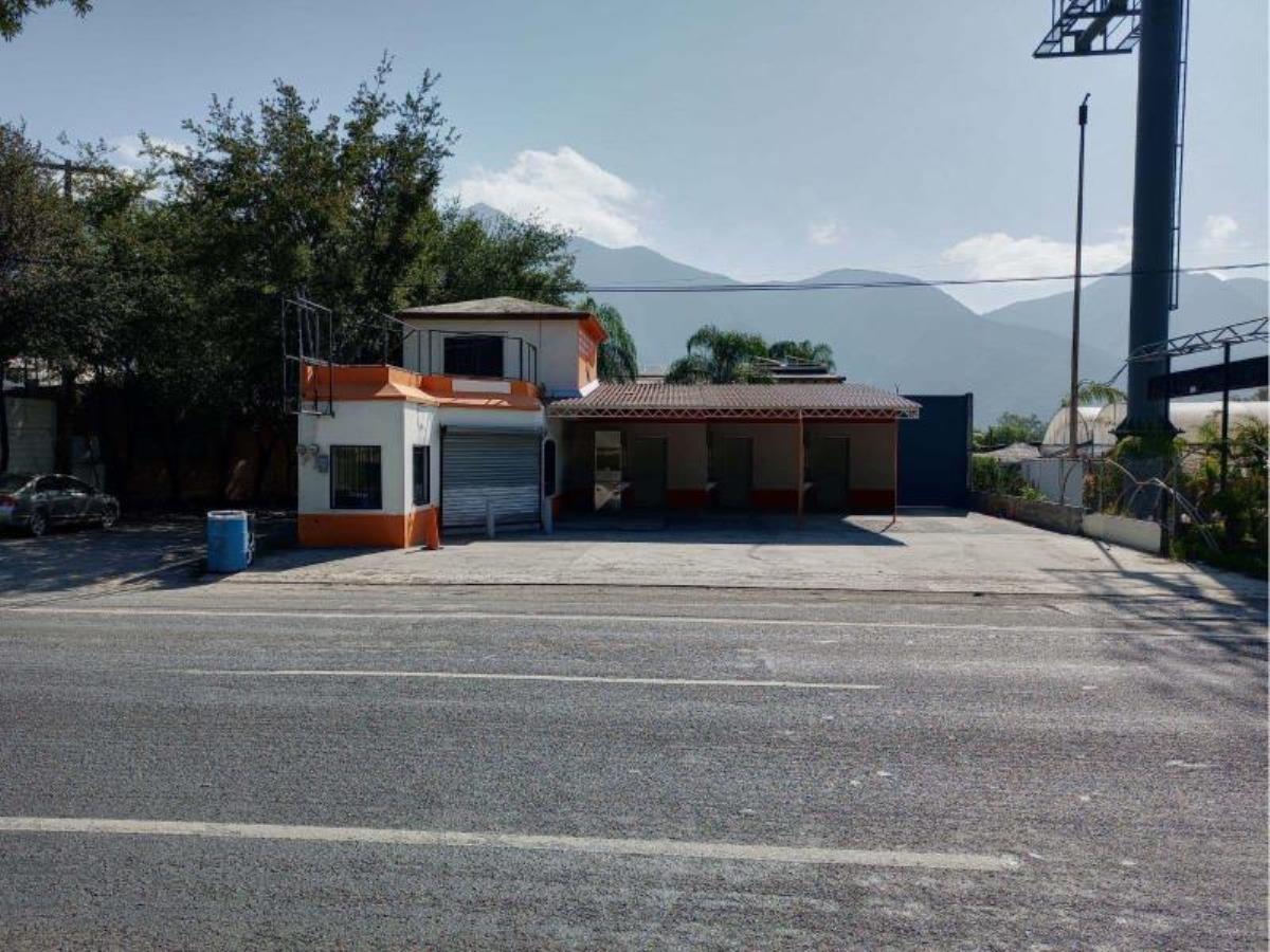 Local en venta en Yerbaniz, Santiago — foto 1 de 4