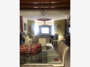 Casa en venta en Del Valle, Ramos Arizpe — foto 3 de 26
