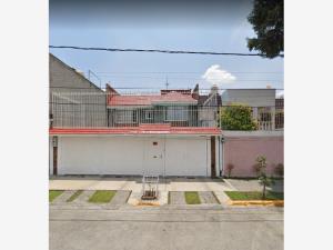 Casa en venta en Valle Ceylan, Tlalnepantla de Baz — foto 2 de 15