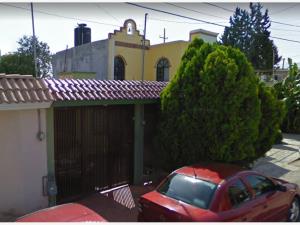 Casa en Oceanía, Saltillo, Coahuila de Zaragoza