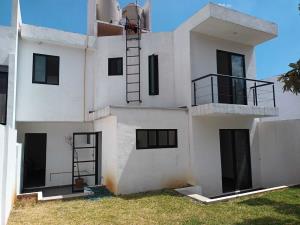 Casa en venta en Lomas de Ahuatlán, Cuernavaca — foto 2 de 14