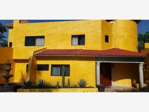 Casa en venta en Club de Golf Santa Fe, Xochitepec — foto 2 de 36