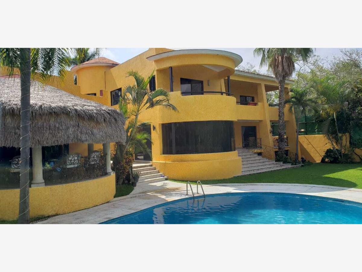 Casa en venta en Club de Golf Santa Fe, Xochitepec — foto 1 de 36