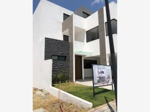 Casa en venta en Lomas de Angelópolis II, San Andrés Cholula — foto 2 de 33