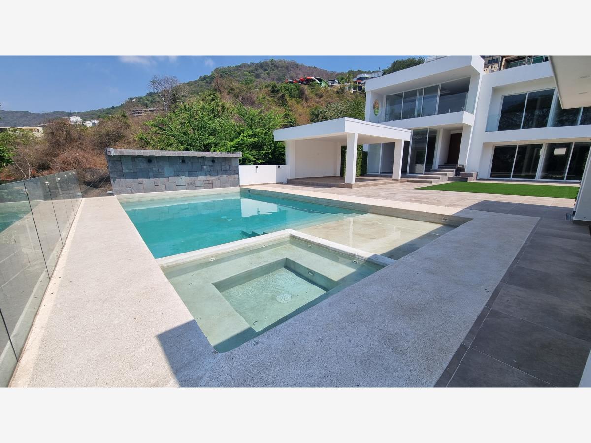 Casa en venta en Playa Guitarrón, Acapulco de Juárez — foto 1 de 30