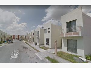 Casa en Renaceres, Apodaca, Nuevo León