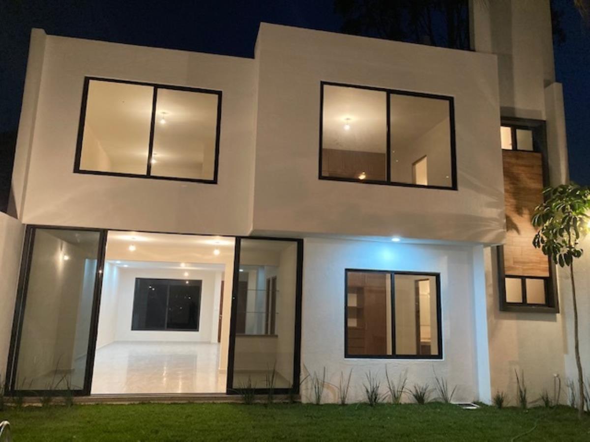 Casa en venta en Lomas de la Selva, Cuernavaca — foto 1 de 28