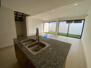 Casa en venta en Lomas de la Rioja, Alvarado — foto 3 de 5