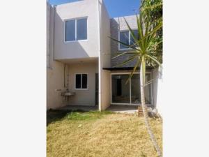Casa en venta en Bosques de Cuernavaca, Cuernavaca — foto 2 de 11