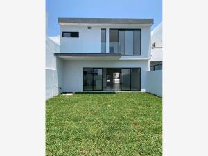 Casa en venta en Lomas de la Rioja, Alvarado — foto 2 de 12