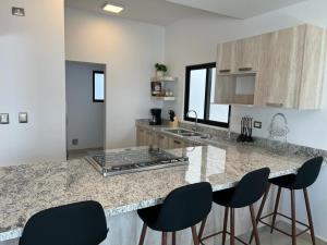 Casa en venta en La Rioja Residencial, Torreón — foto 3 de 8