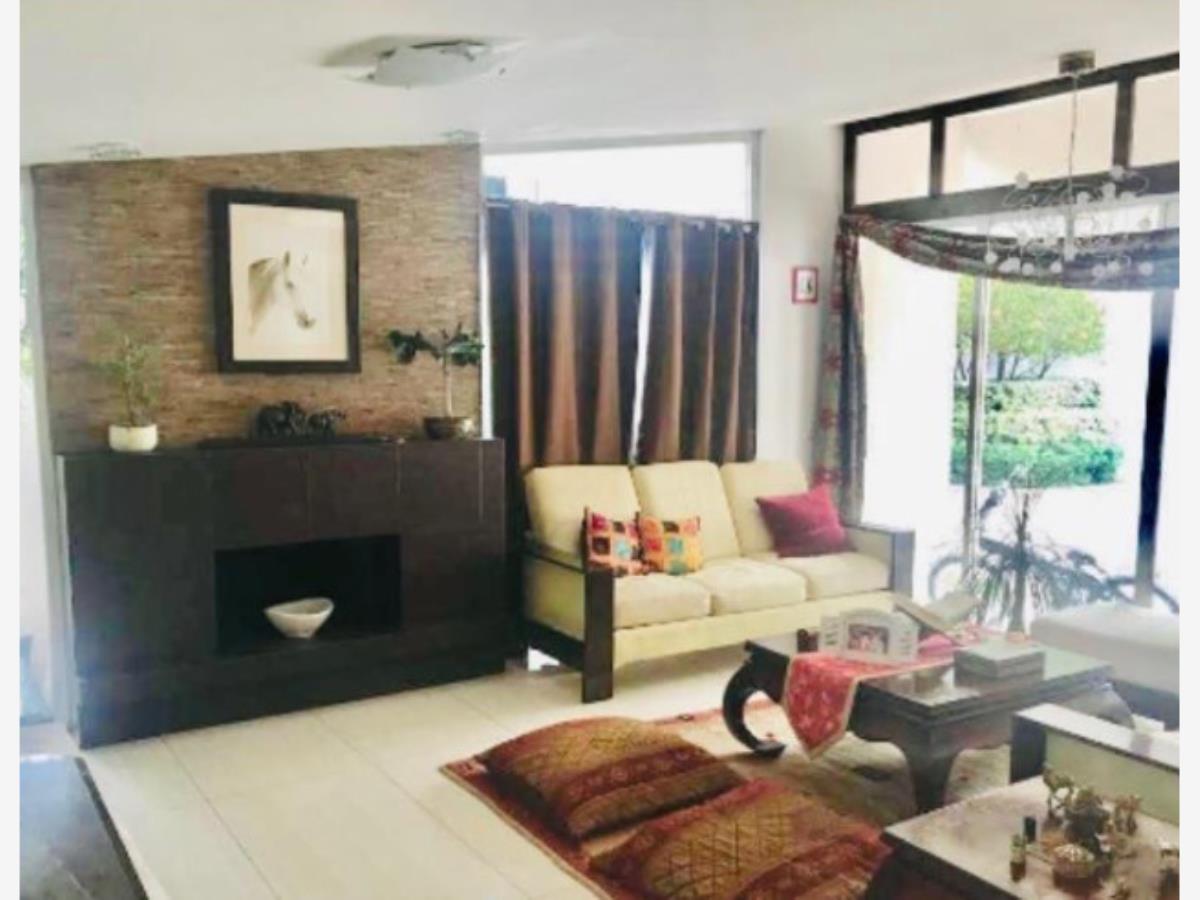 Casa en venta en Ciudad Satelite, Naucalpan de Juárez — foto 1 de 16