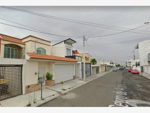 Casa en venta en Colinas del Cimatario, Querétaro — foto 3 de 5