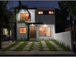 Casa en venta en Lomas de La Selva Oriente, Cuernavaca — foto 3 de 14