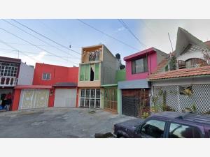 Casa en venta en Hacienda Real de Tultepec, Tultepec — foto 3 de 11
