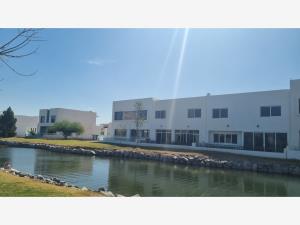 Casa en venta en Altozano la Nueva Laguna, Gómez Palacio — foto 2 de 16