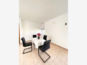 Casa en venta en La Adelita, Lagos de Moreno — foto 3 de 7
