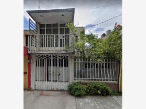Casa en venta en C.T.M. Atzacoalco, Gustavo A. Madero — foto 2 de 6