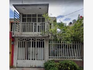Casa en venta en C.T.M. Atzacoalco, Gustavo A. Madero — foto 3 de 6