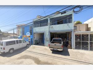 Local en remate en Nueva Tijuana, Tijuana, Baja California