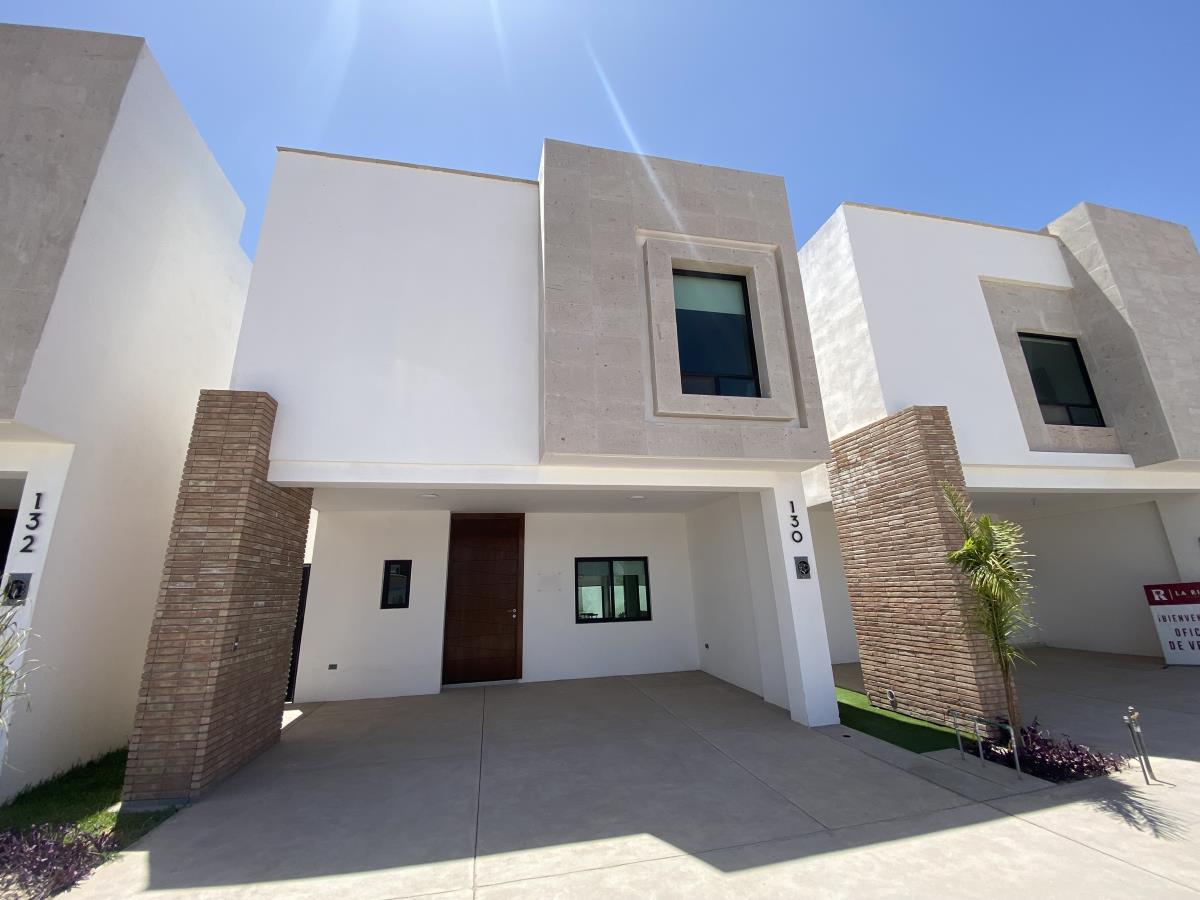 Casa en venta en La Rioja Residencial, Torreón — foto 1 de 15