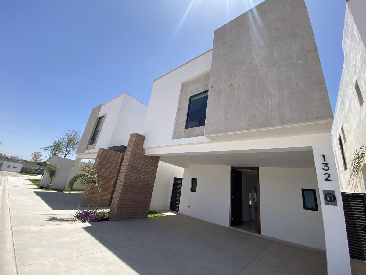 Casa en venta en La Rioja Residencial, Torreón — foto 1 de 15