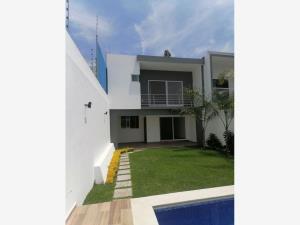 Casa en venta en Burgos, Temixco — foto 2 de 34