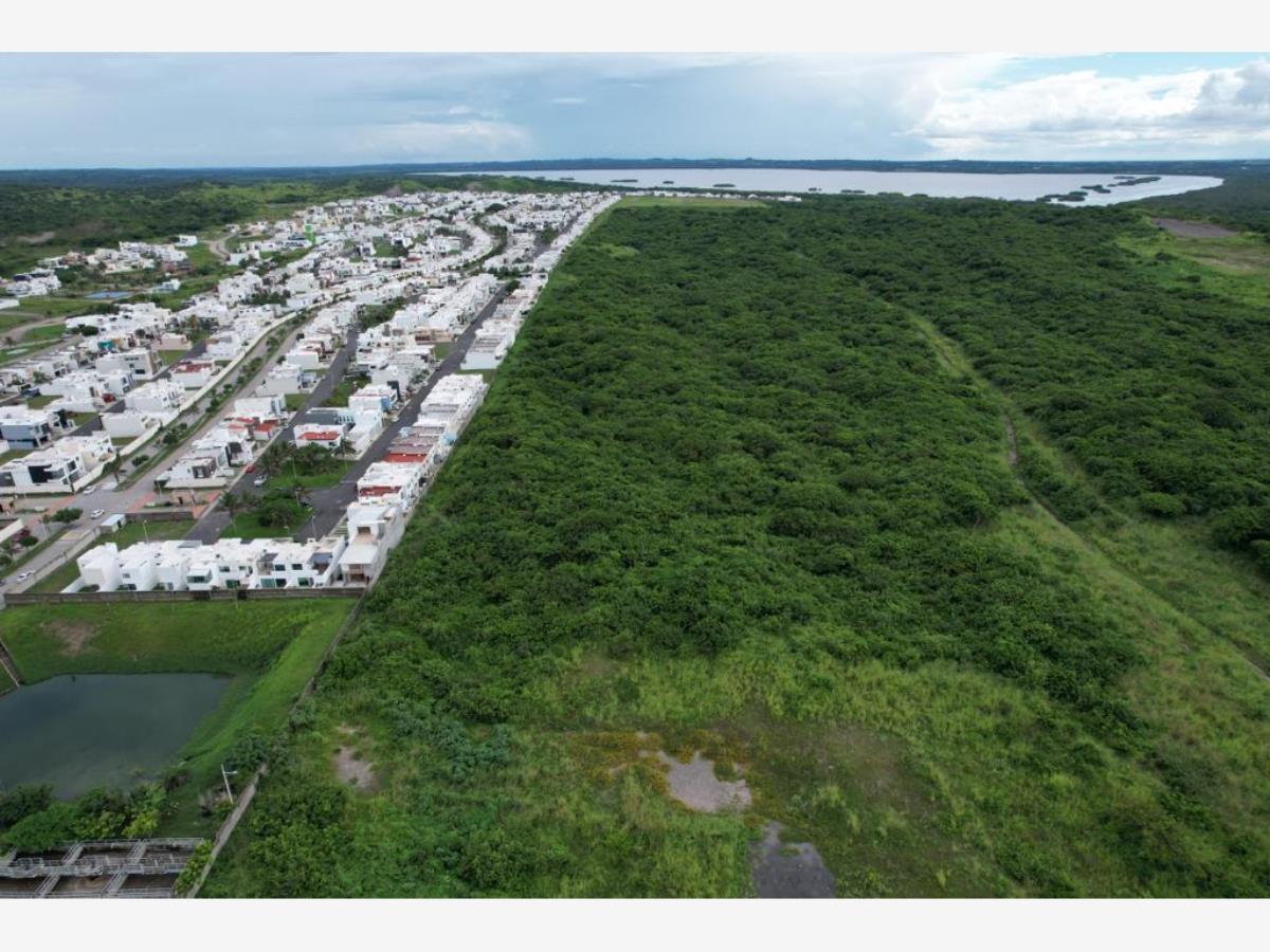 Terreno en venta en Lomas de la Rioja, Alvarado