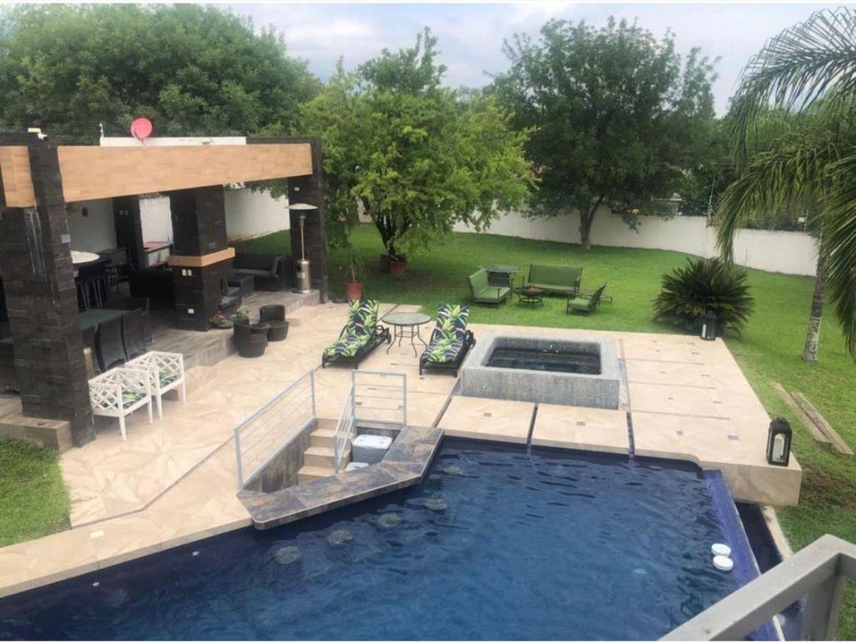 Quinta en venta en El Barrial, Santiago — foto 1 de 14