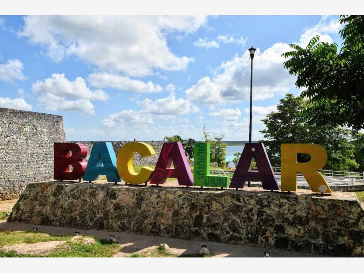 Terreno en venta en San Felipe Bacalar, Bacalar — foto 1 de 11