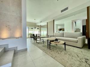 Casa en venta en La Rioja Residencial, Torreón — foto 2 de 12