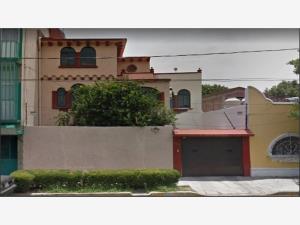 Casa en venta en Claveria, Azcapotzalco — foto 2 de 16