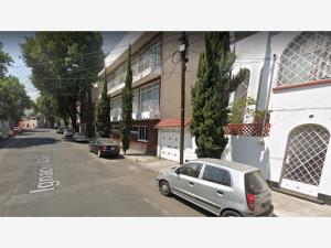 Casa en venta en Claveria, Azcapotzalco — foto 2 de 15